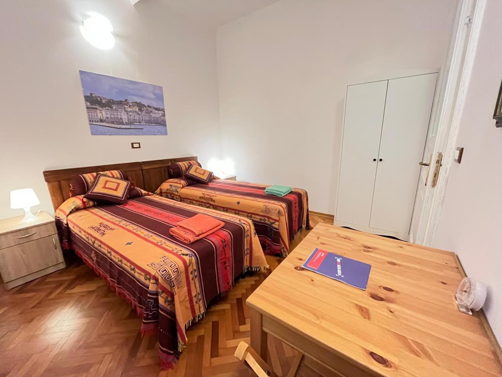 Casa Vacanze Desiderio Trieste Exterior photo